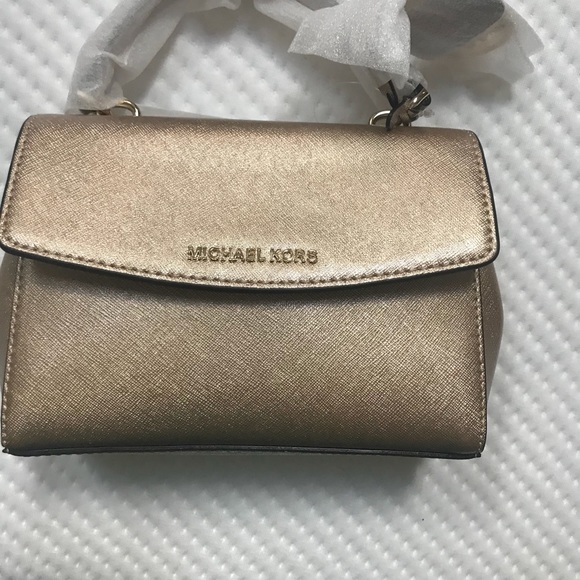 Michael Kors Crossbody - Picture 1 of 5